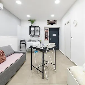  Apartament Many House
